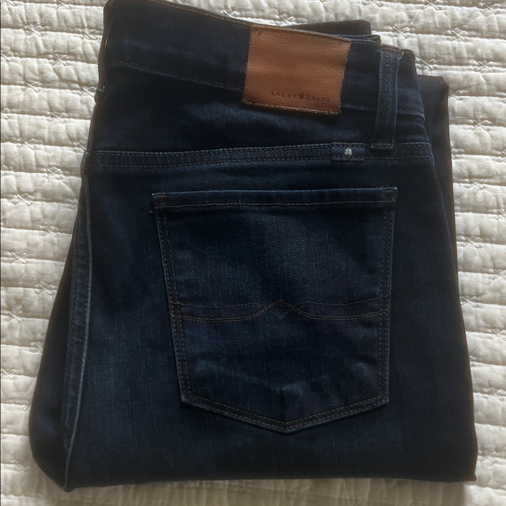 Lucky Brand Women’s Indigo Jeans with Brown Accents